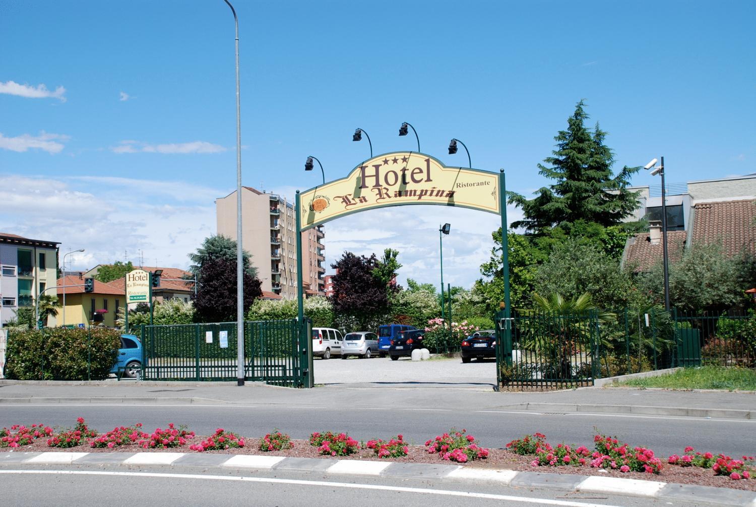 Hotel Ristorante La Rampina Вимодроне Экстерьер фото
