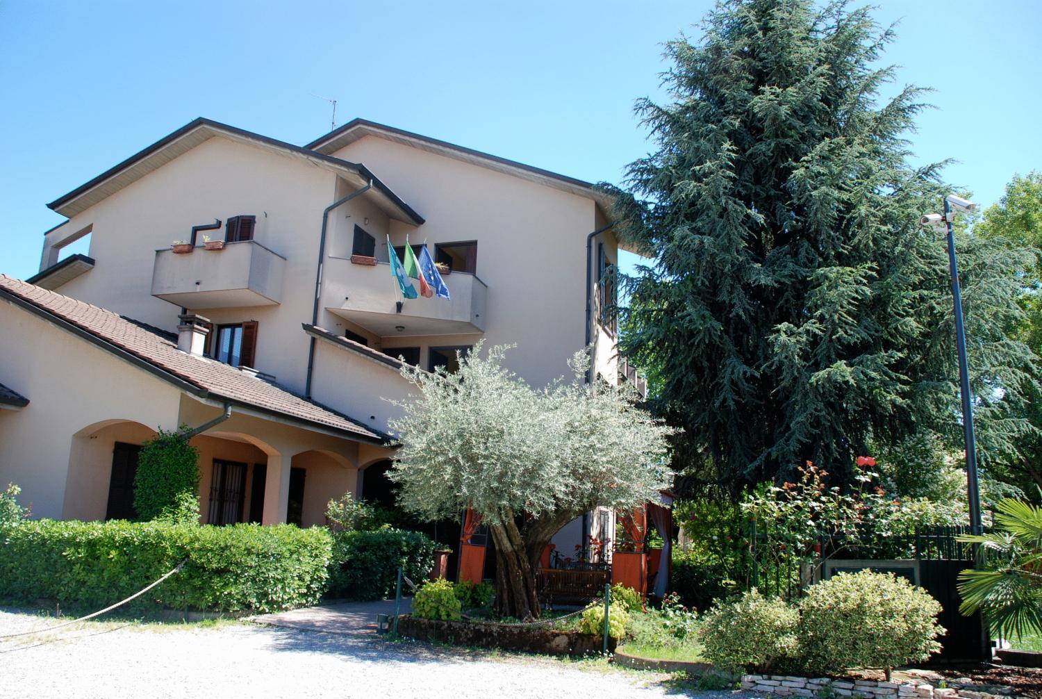 Hotel Ristorante La Rampina Вимодроне Экстерьер фото